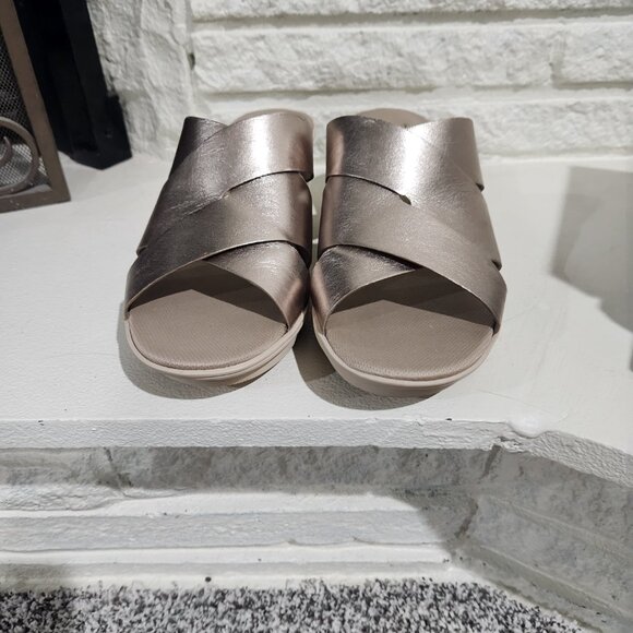 Naturalizer warm gold sandals - Picture 5 of 9